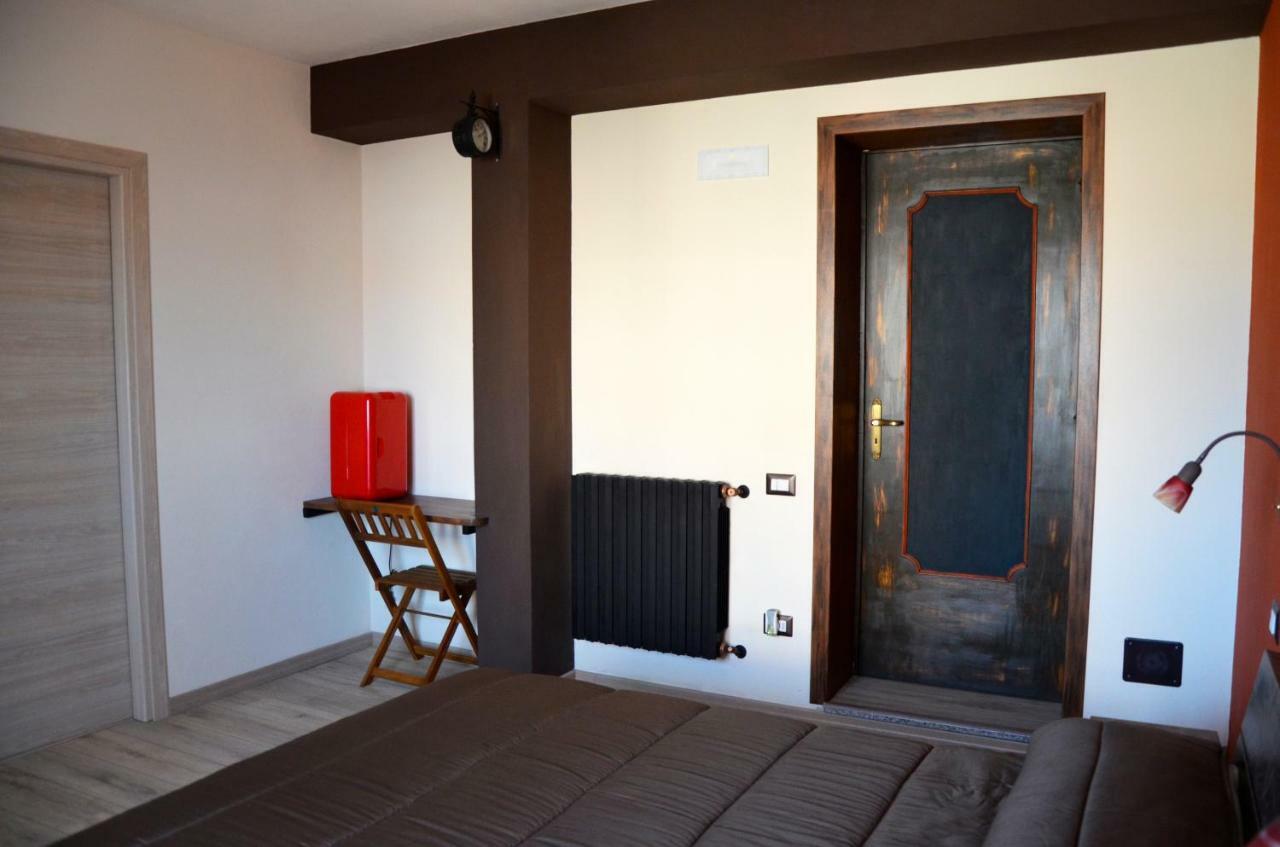 Artista B&B Càbras Exterior photo