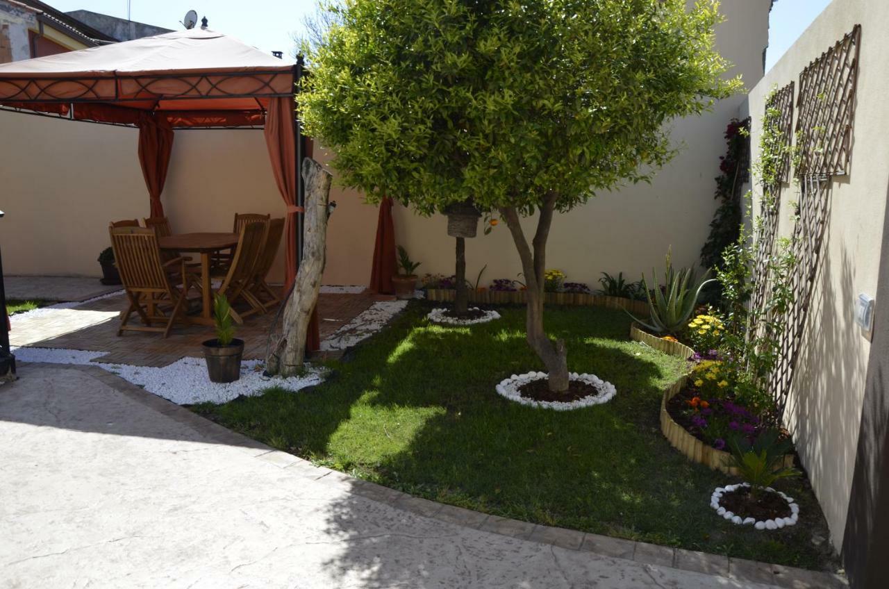Artista B&B Càbras Exterior photo