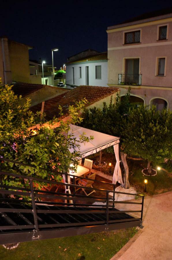Artista B&B Càbras Exterior photo