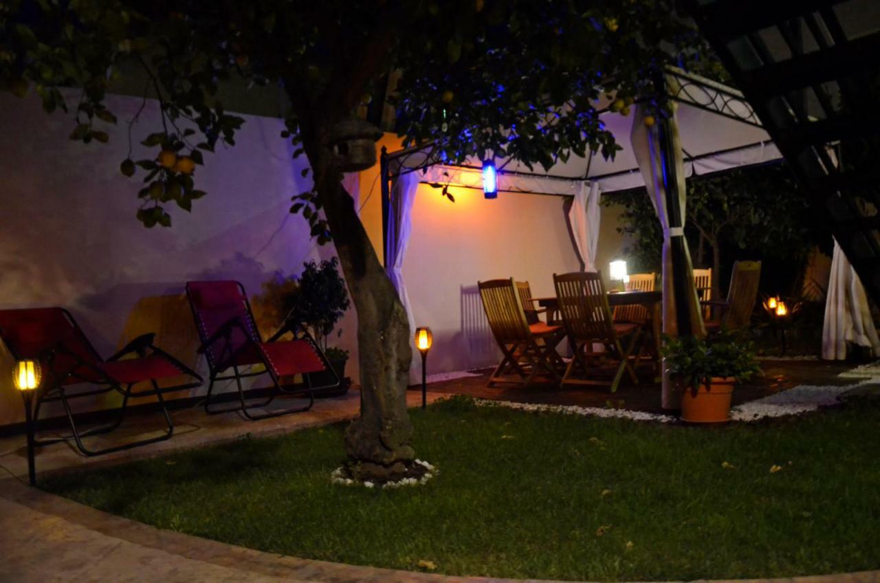 Artista B&B Càbras Exterior photo